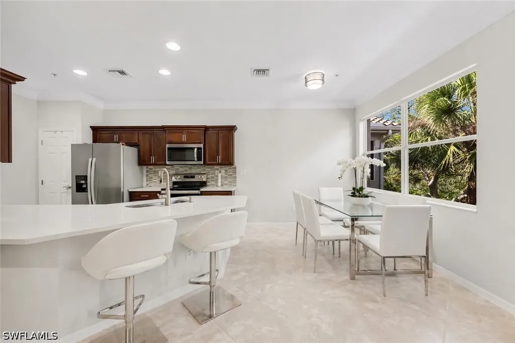12850 Carrington Circle Naples FL 34105