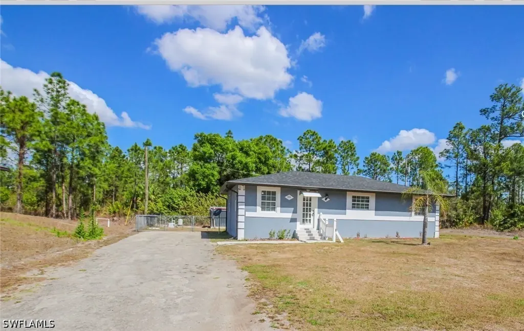 203 E 11th Street Lehigh Acres FL 33972