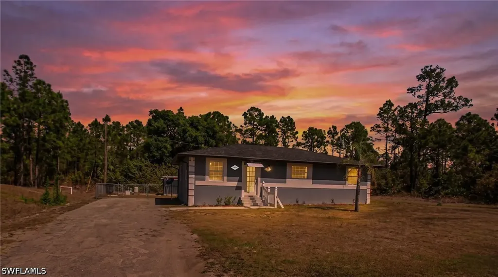 203 E 11th Street Lehigh Acres FL 33972