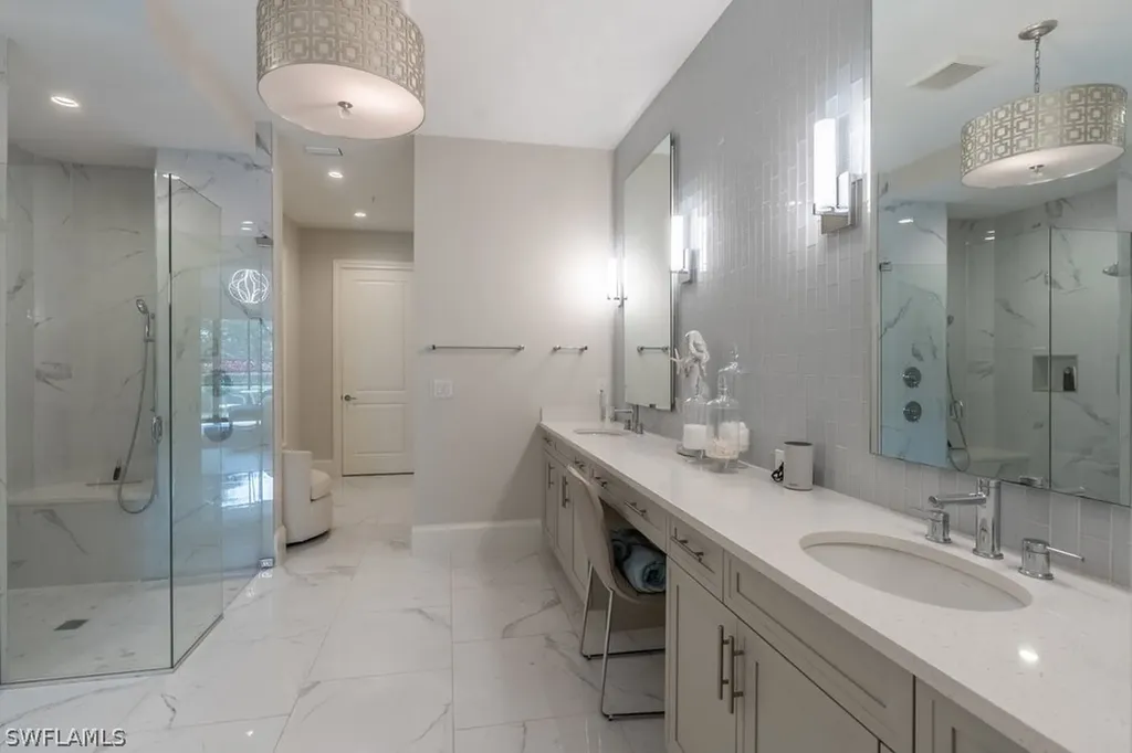 16366 Corsica Way Naples FL 34110