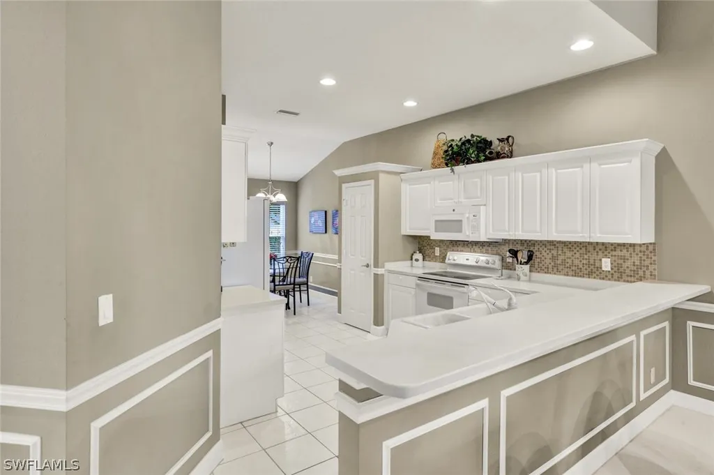5943 Northridge Drive Naples FL 34110