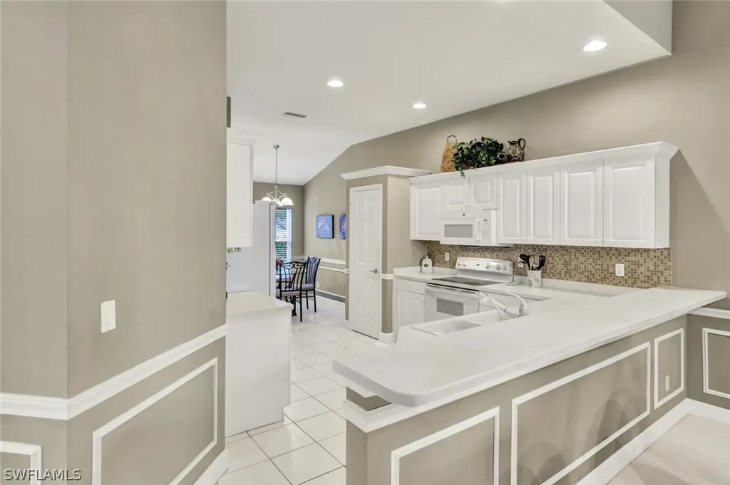 5943 Northridge Drive Naples FL 34110