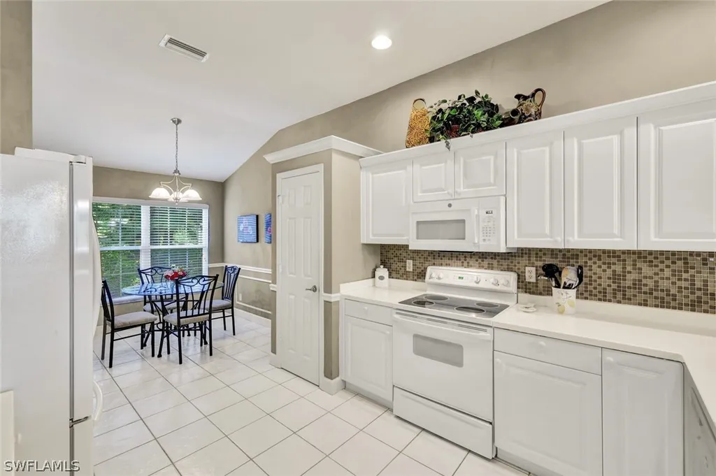 5943 Northridge Drive Naples FL 34110
