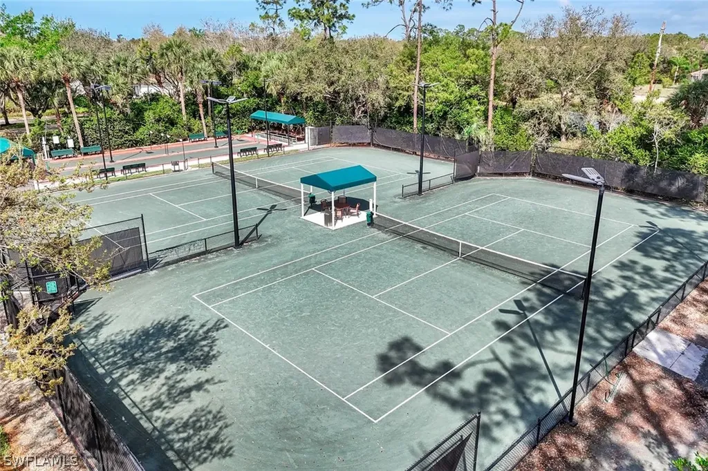 5943 Northridge Drive Naples FL 34110