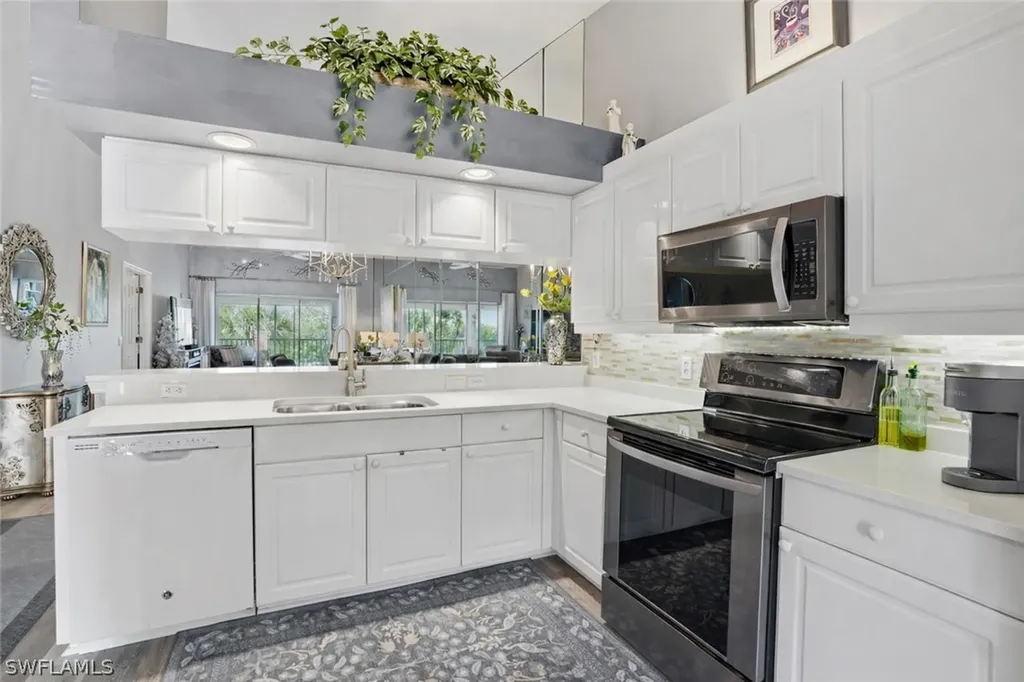 6600 Beach Resort Drive Naples FL 34114