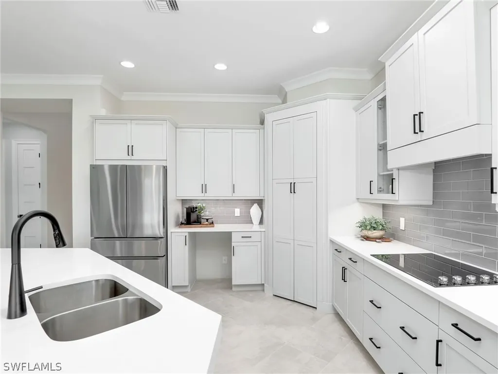8850 Calypso Court Naples FL 34112