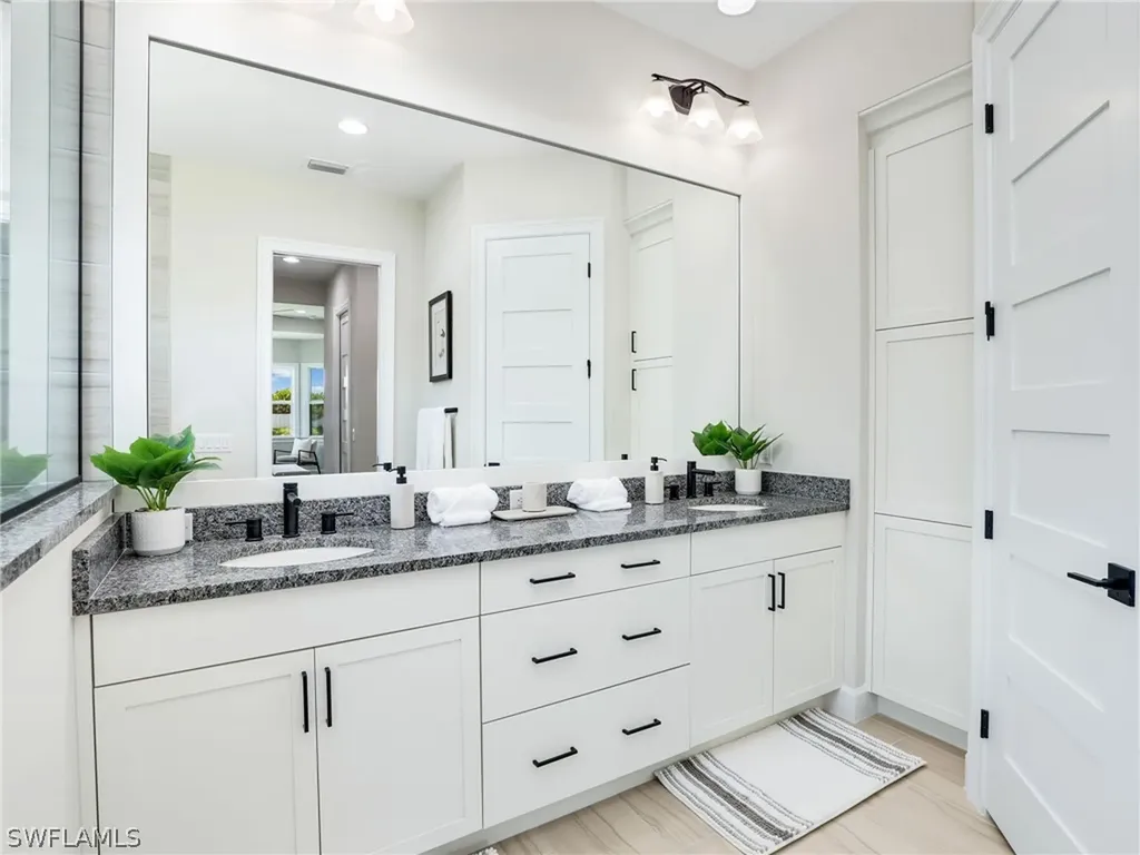 8850 Calypso Court Naples FL 34112