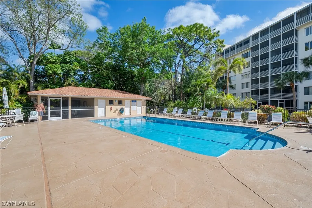 15161 Cedarwood Lane Naples FL 34110