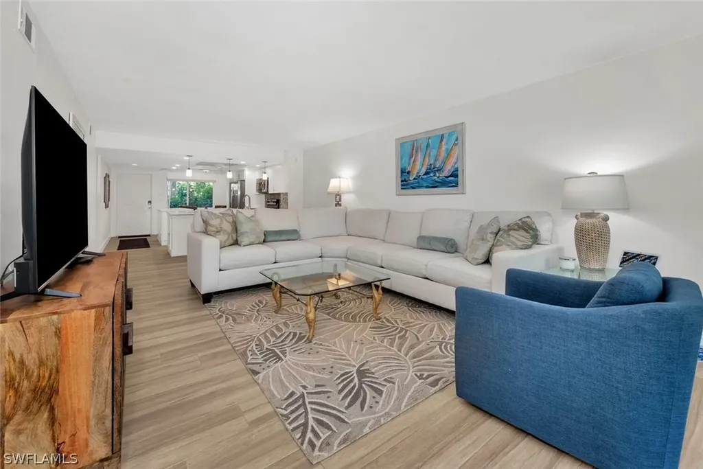 15161 Cedarwood Lane Naples FL 34110
