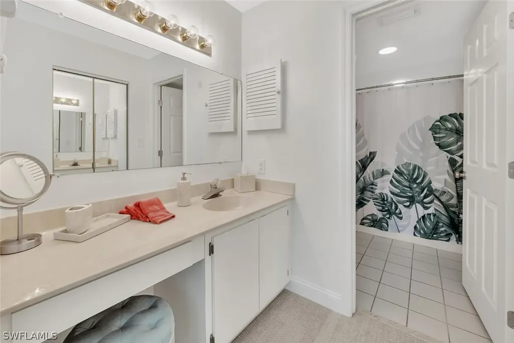 15161 Cedarwood Lane Naples FL 34110