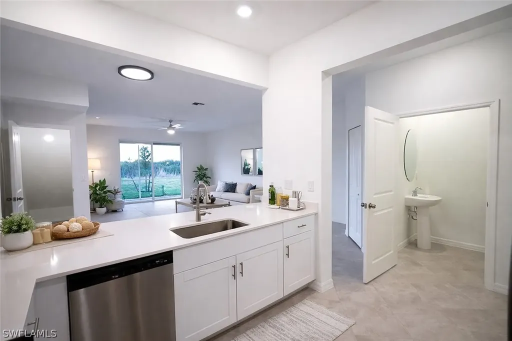 2881 Citrus Street Naples FL 34120