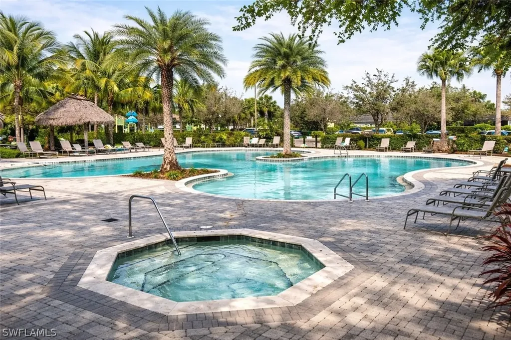 2881 Citrus Street Naples FL 34120