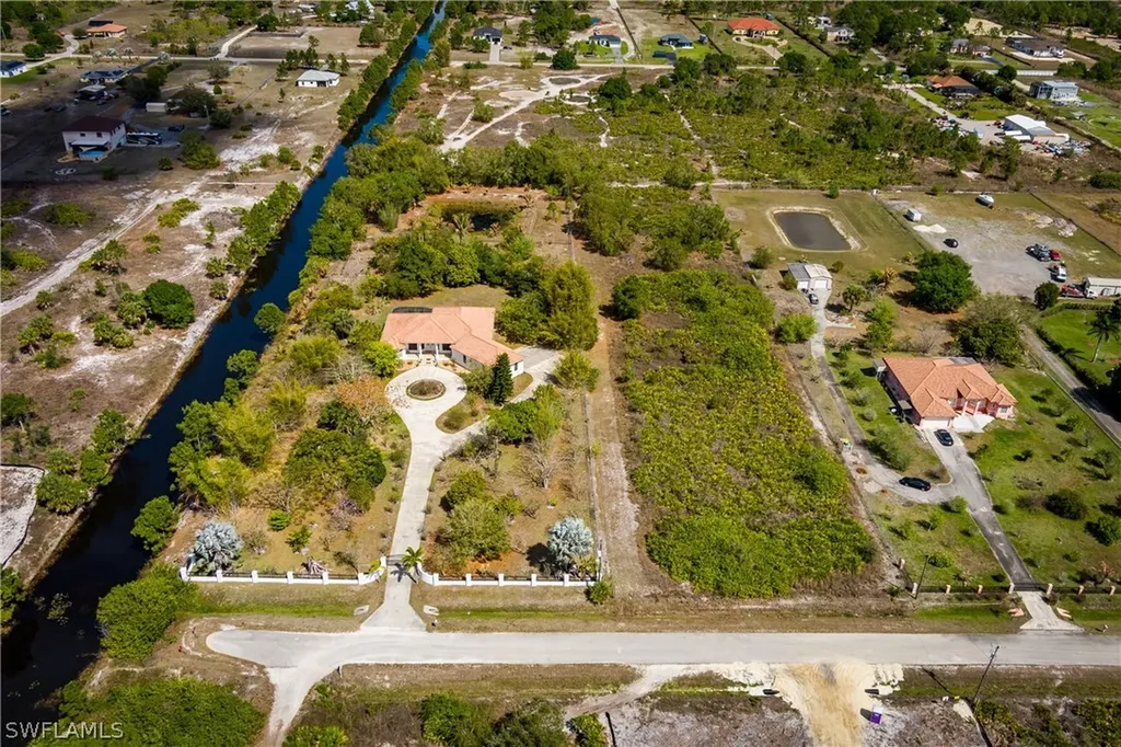 3901 60th Avenue NE Naples FL 34120
