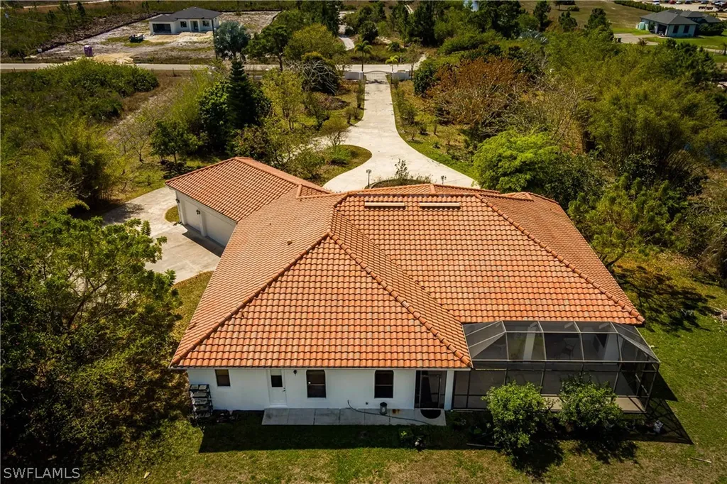 3901 60th Avenue NE Naples FL 34120