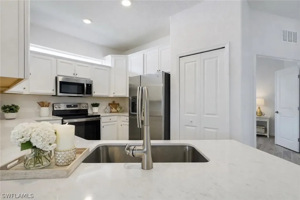 2681 Vine Avenue Naples FL 34120