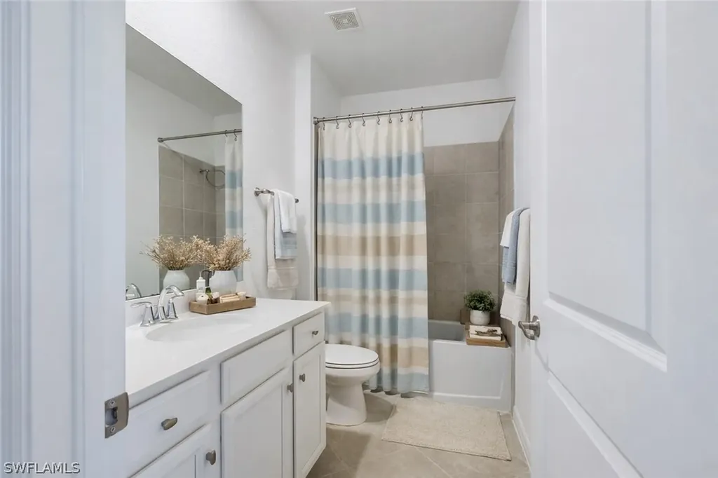 2681 Vine Avenue Naples FL 34120