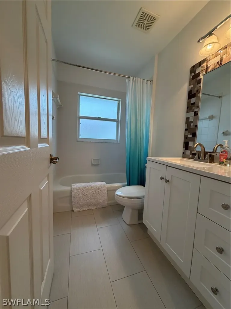 5070 Cedar Springs Drive Naples FL 34110