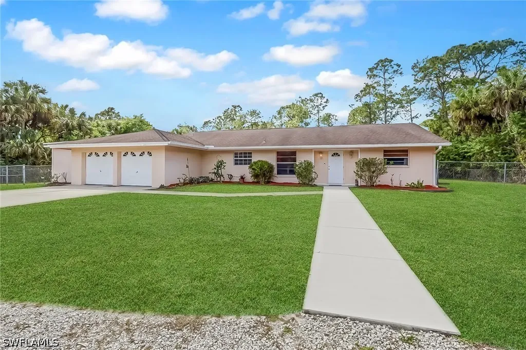 501 11th Street NW Naples FL 34120