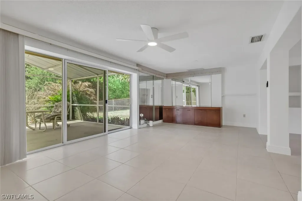501 11th Street NW Naples FL 34120