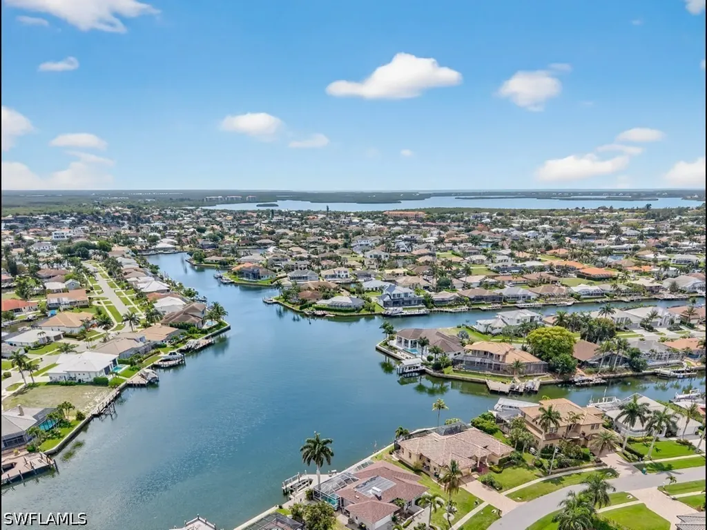 Marco Island FL, 1585 Jamaica Court