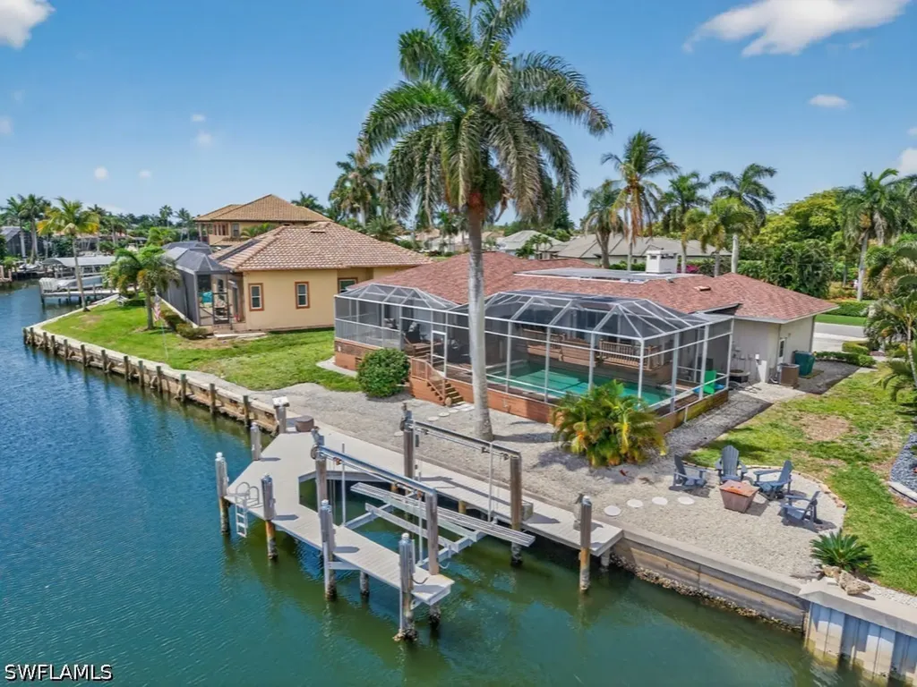 1585 Jamaica Court Marco Island FL 34145