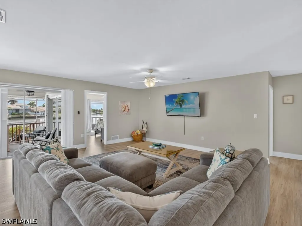 1585 Jamaica Court Marco Island FL 34145