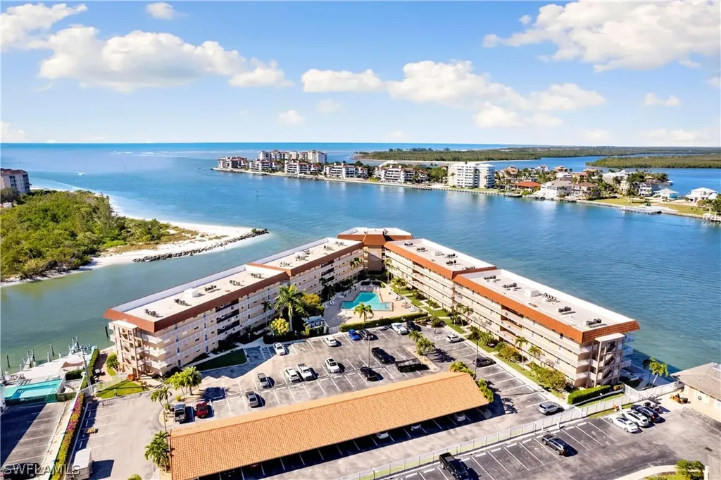1206 Edington Place Marco Island FL 34145