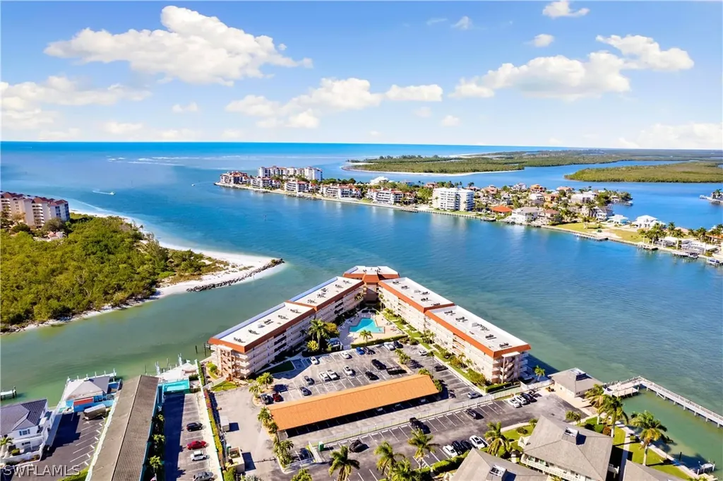 1206 Edington Place Marco Island FL 34145