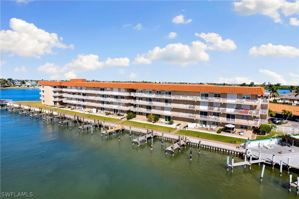 1206 Edington Place Marco Island FL 34145