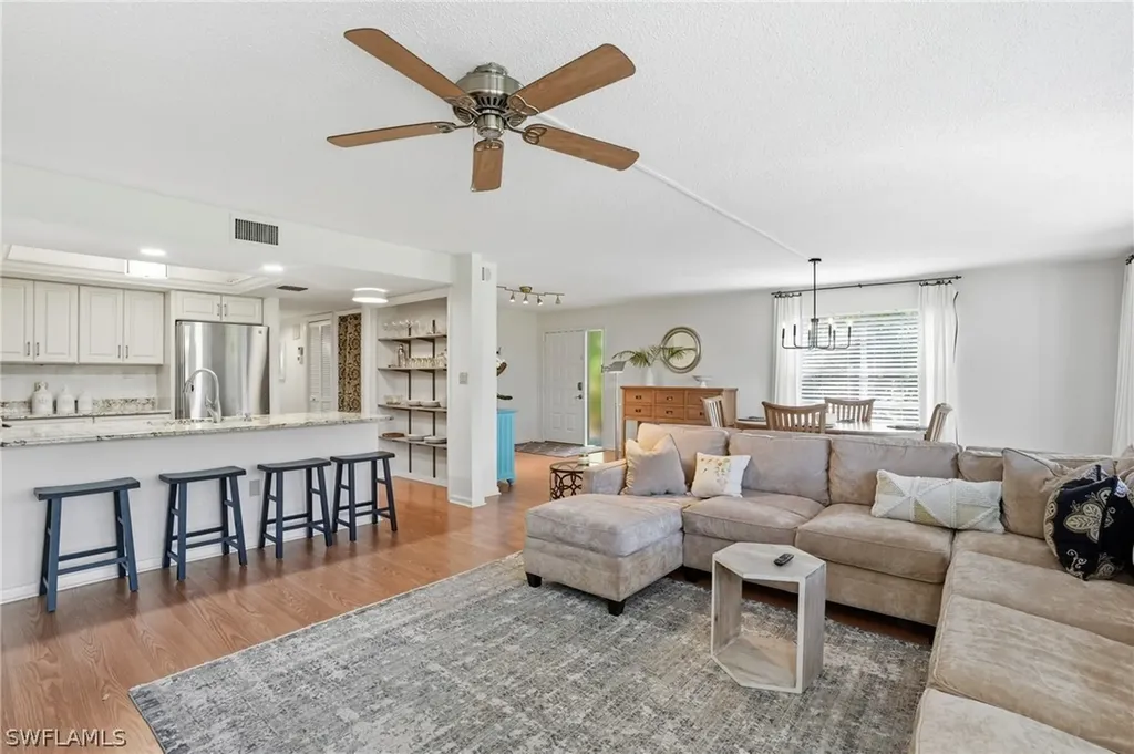 3300 Binnacle Drive Naples FL 34103