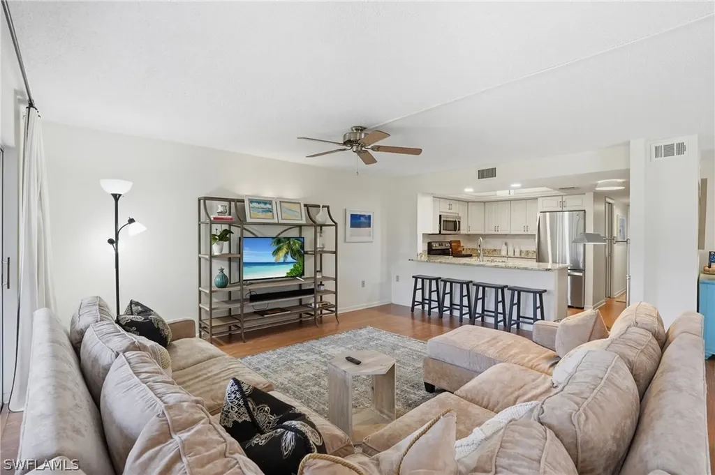 3300 Binnacle Drive Naples FL 34103