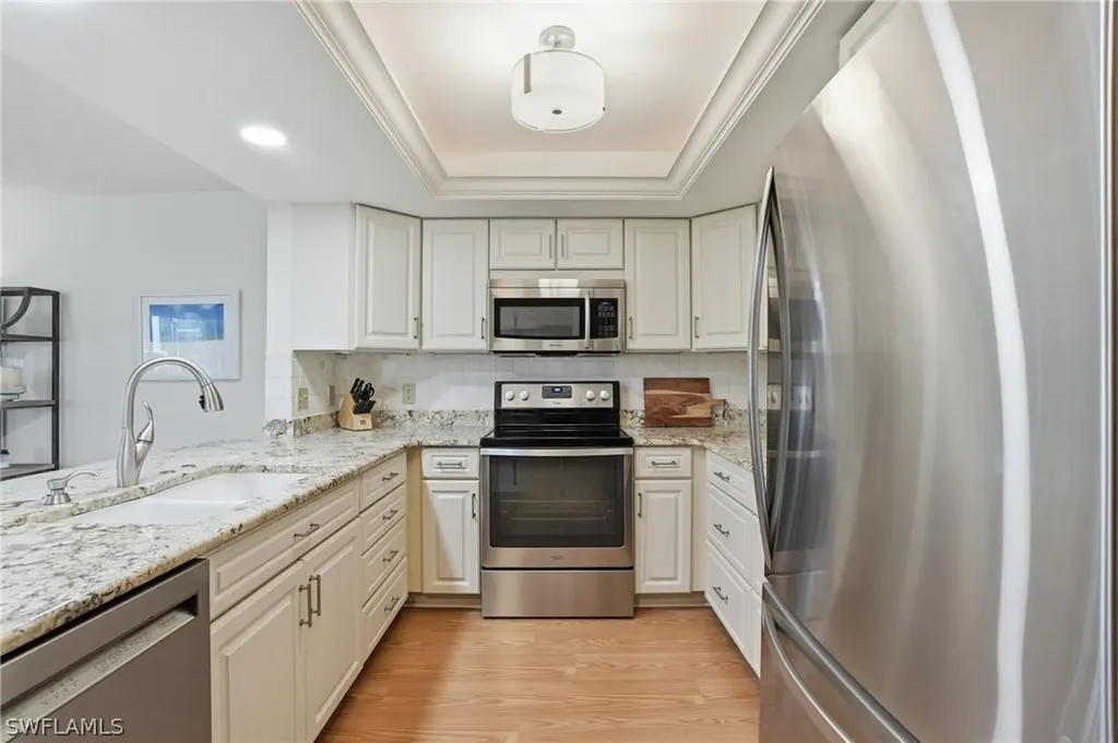 3300 Binnacle Drive Naples FL 34103