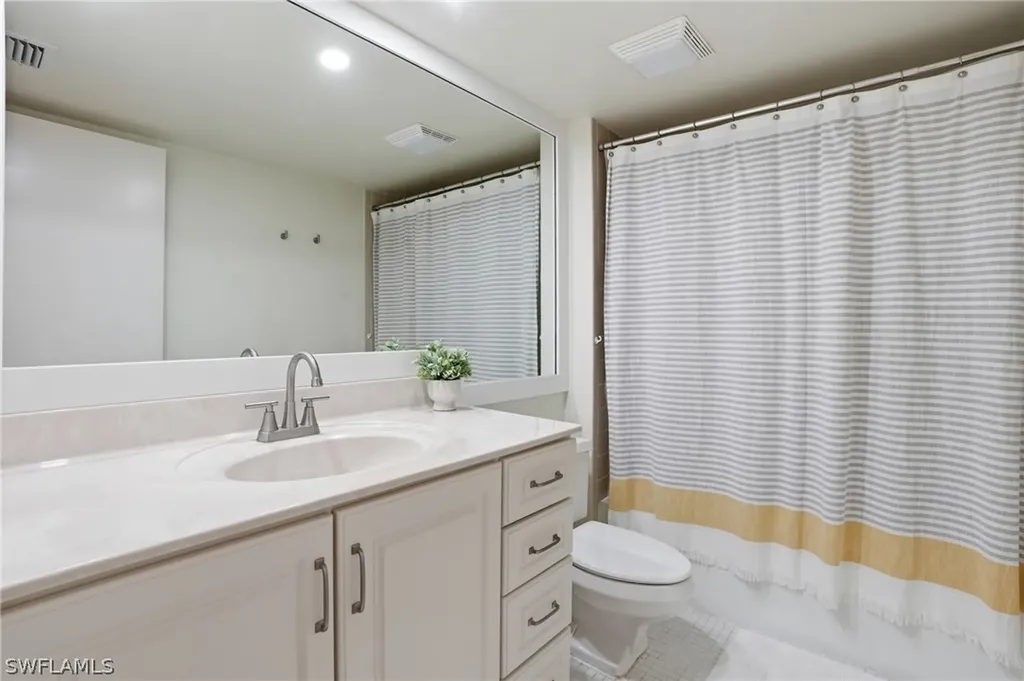 3300 Binnacle Drive Naples FL 34103
