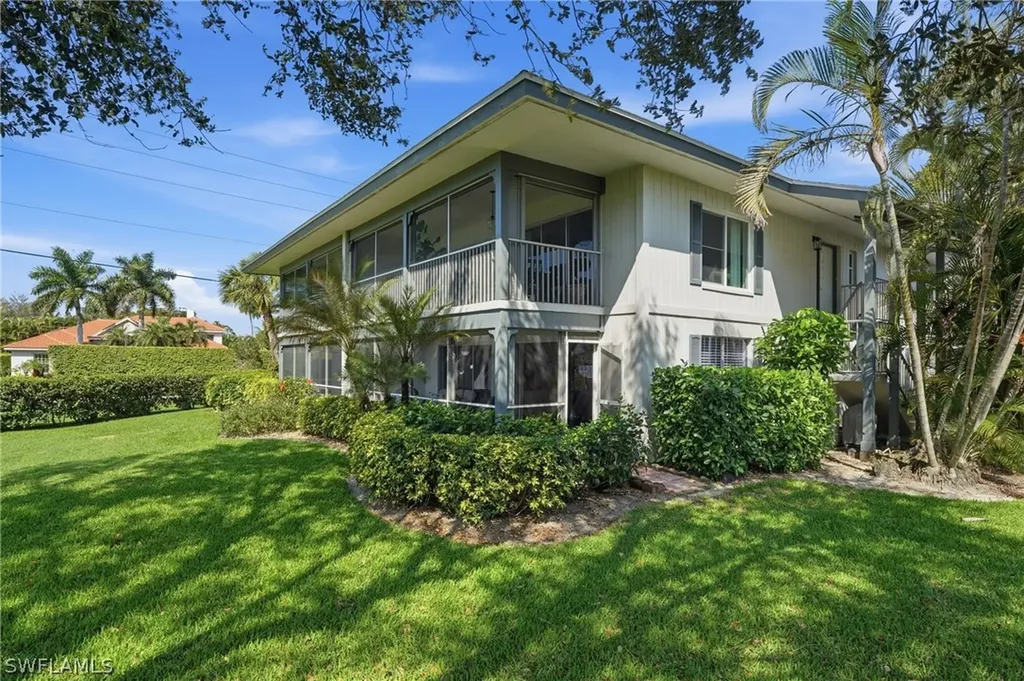 3300 Binnacle Drive Naples FL 34103