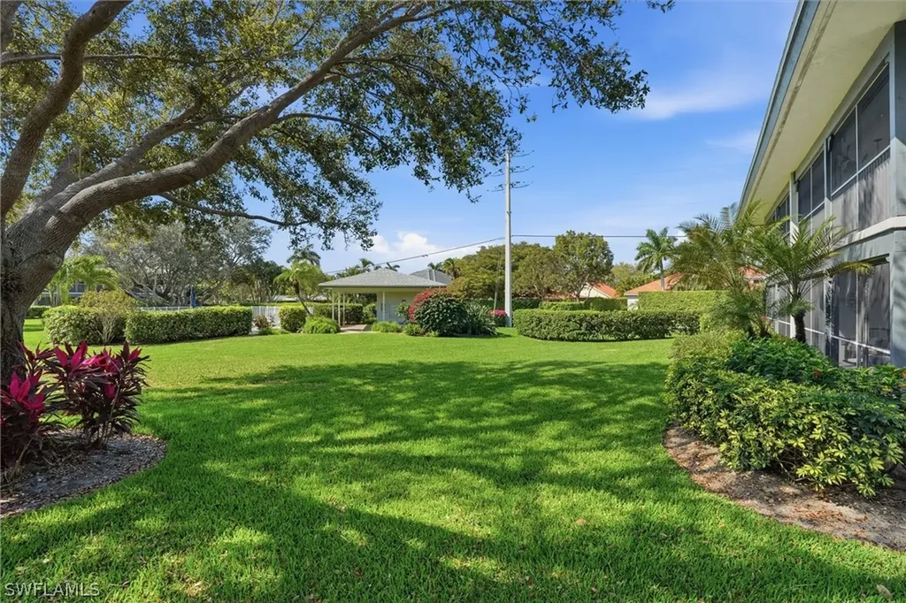 3300 Binnacle Drive Naples FL 34103