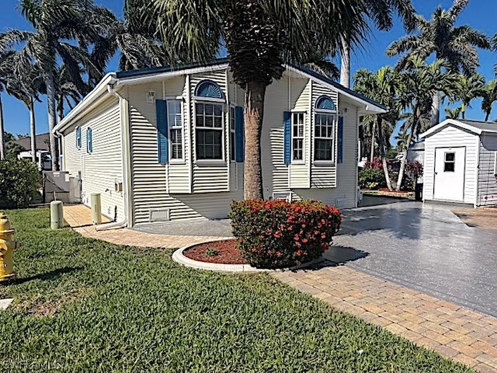 1234 Silver Lakes Boulevard Naples FL 34114