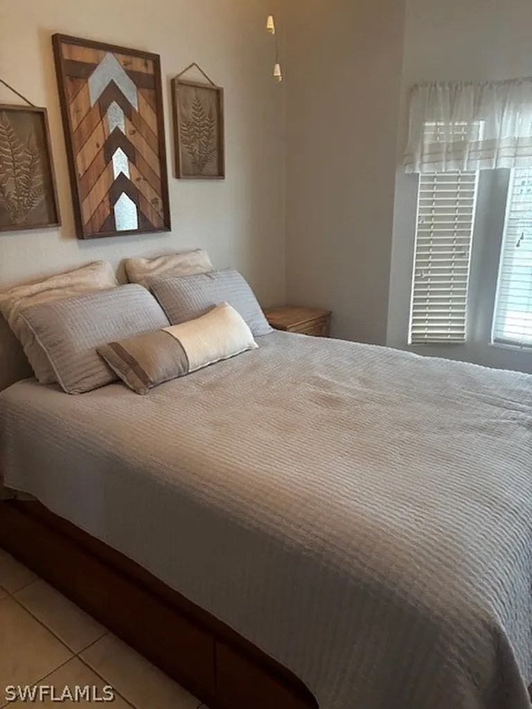 1234 Silver Lakes Boulevard Naples FL 34114