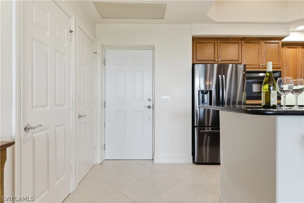 2748 Tiburon Boulevard E Naples FL 34109