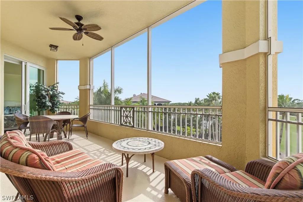 2748 Tiburon Boulevard E Naples FL 34109