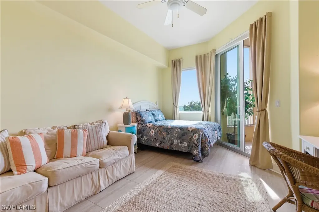 2748 Tiburon Boulevard E Naples FL 34109