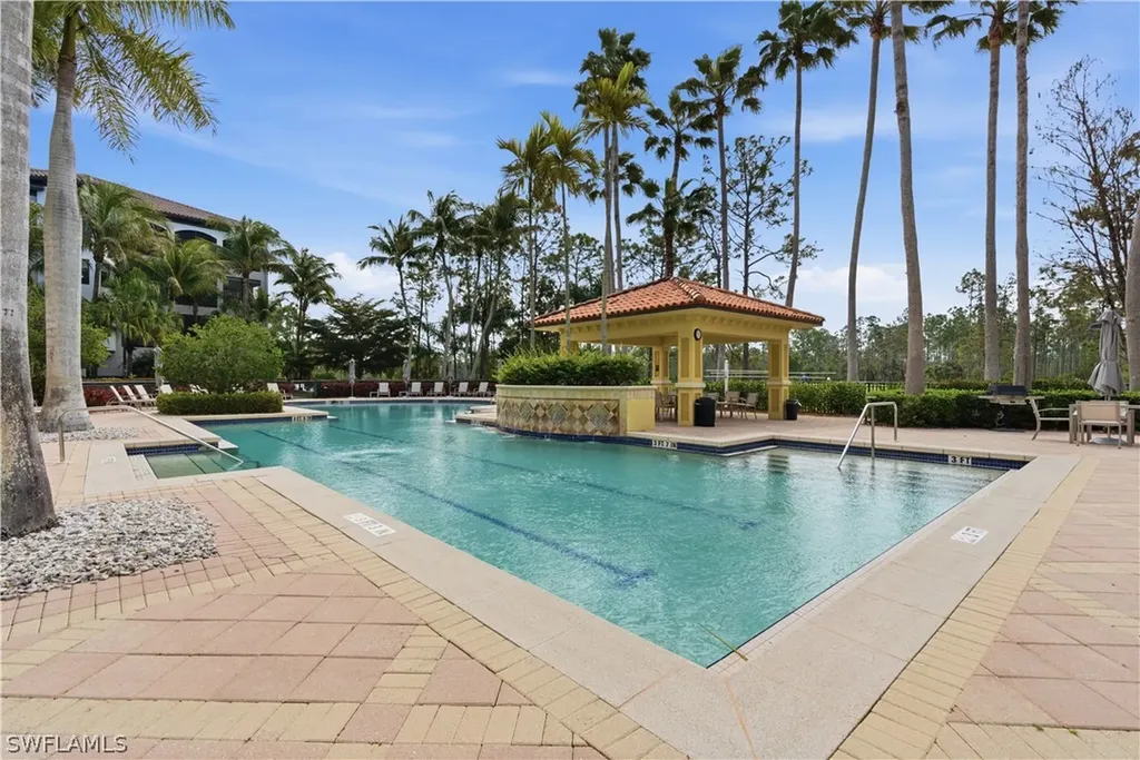 2748 Tiburon Boulevard E Naples FL 34109
