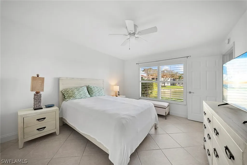 2456 Millcreek Lane Naples FL 34119