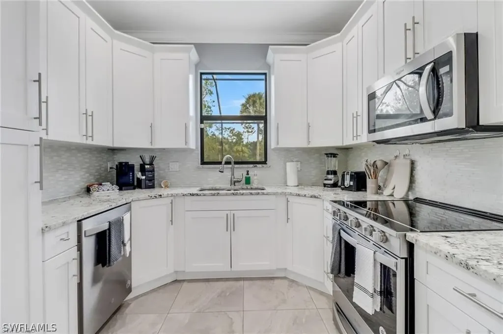 332 14th Street SE Naples FL 34117