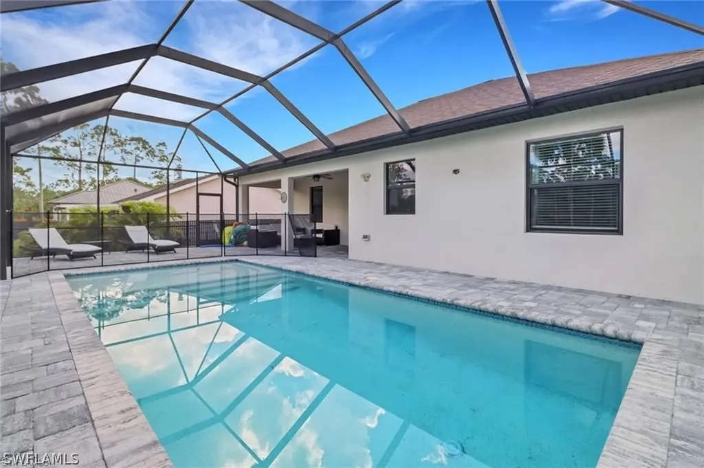 332 14th Street SE Naples FL 34117