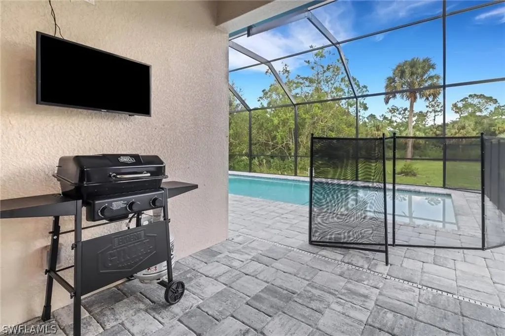 332 14th Street SE Naples FL 34117