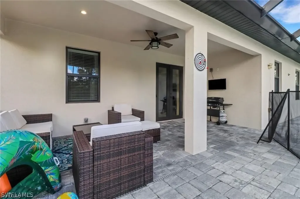 332 14th Street SE Naples FL 34117