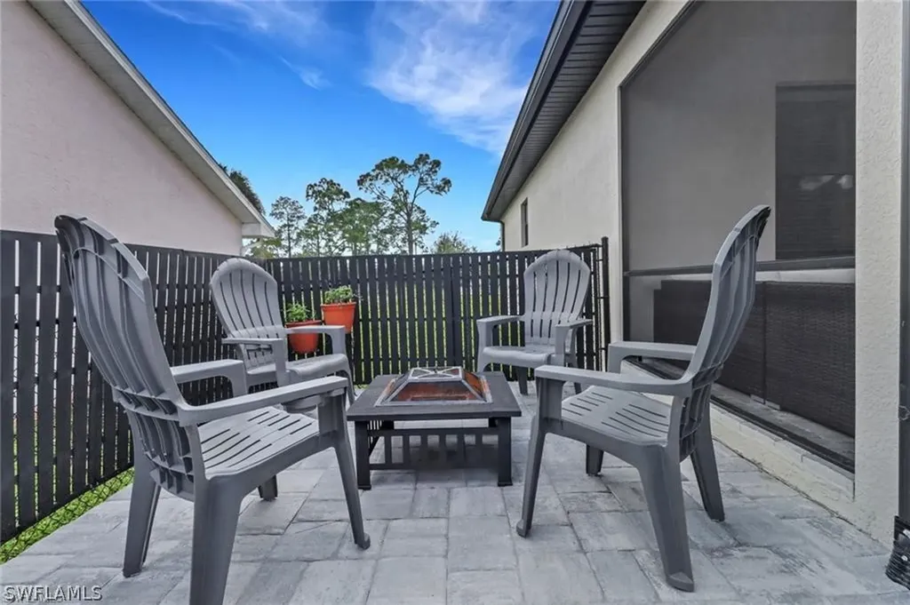 332 14th Street SE Naples FL 34117