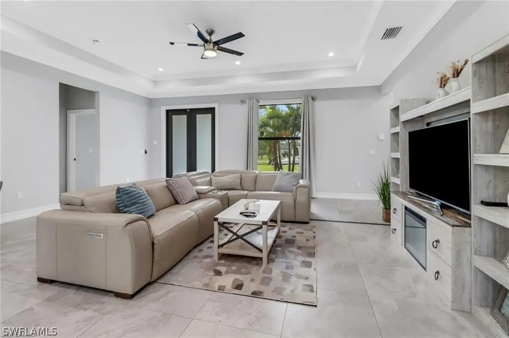 332 14th Street SE Naples FL 34117