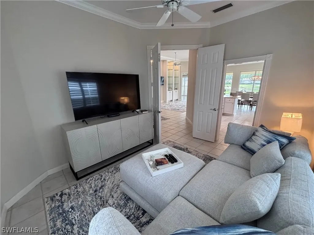 4352 Montalvo Court Naples FL 34109
