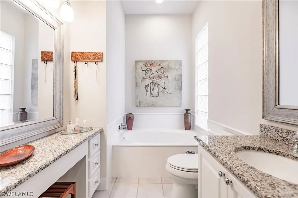 4352 Montalvo Court Naples FL 34109